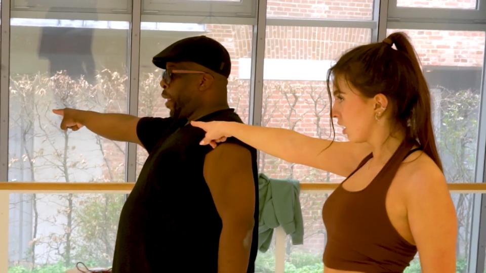 "Pachanta": Maibritt bekommt Tanztraining Maibritt von "Pachanta" beim Dance-Workout