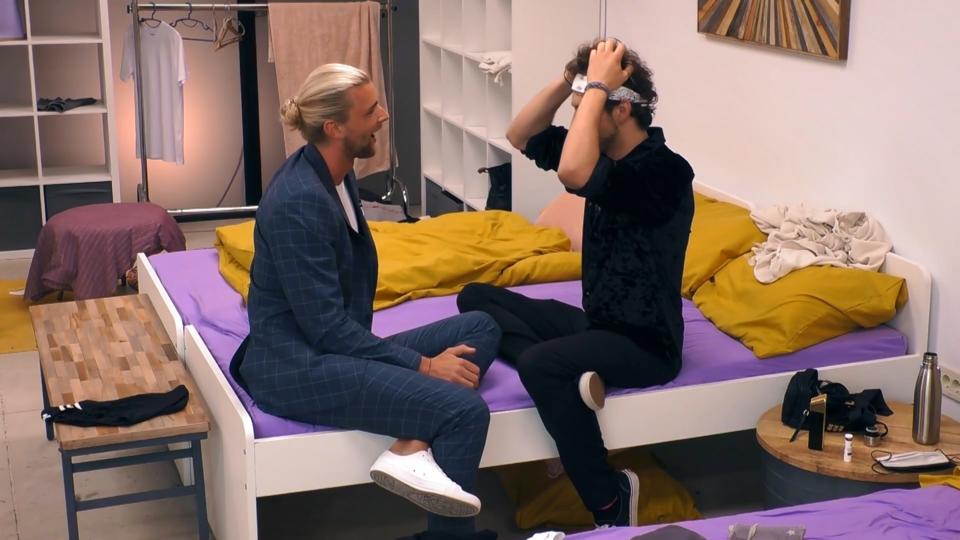 "Prince Charming" will Klarheit Kim stellt Jan zur Rede: Was ist mit dem Kandidaten los?