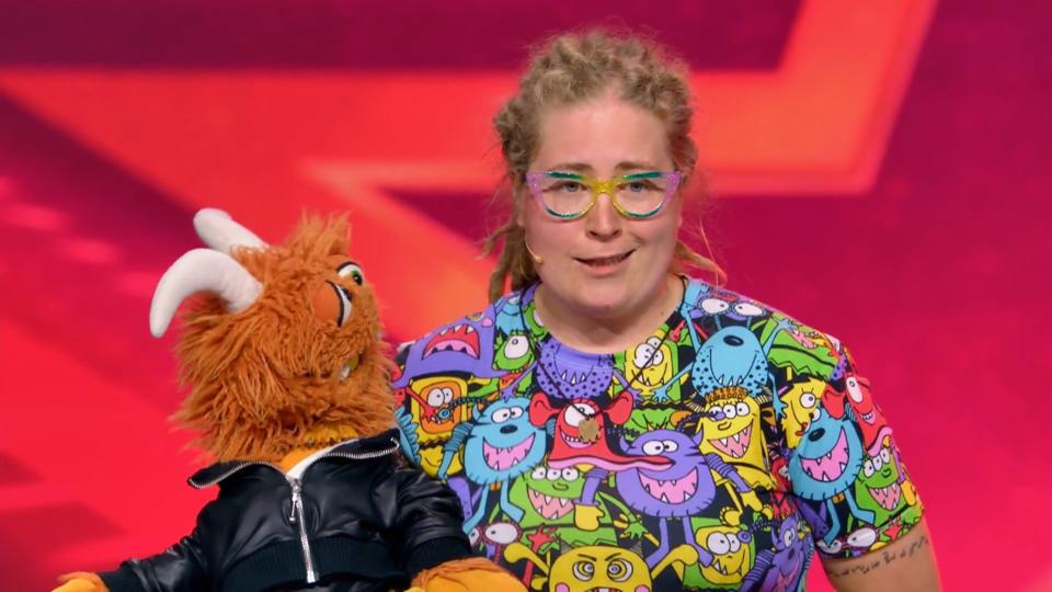 "Hallo, ihr motherfu****!" Luises Monsterpuppe hat es in sich