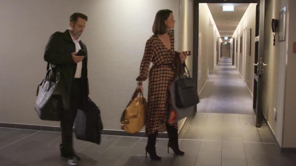 AWZ-Folge vom 30.11.21 Jenny und Justus auf ihrer ersten gemeinsamen Geschäftsreise