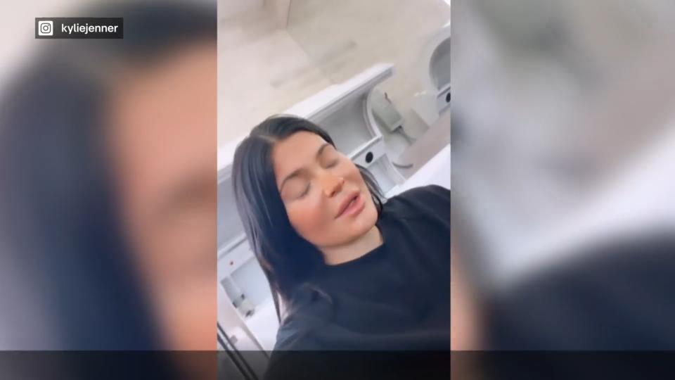 Kylie Jenner über ihre postnatale Depression "Es ist okay nicht okay zu sein!"