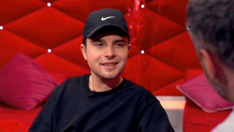 Mike Singer Bei seinem ersten Kuss ging es heiß her