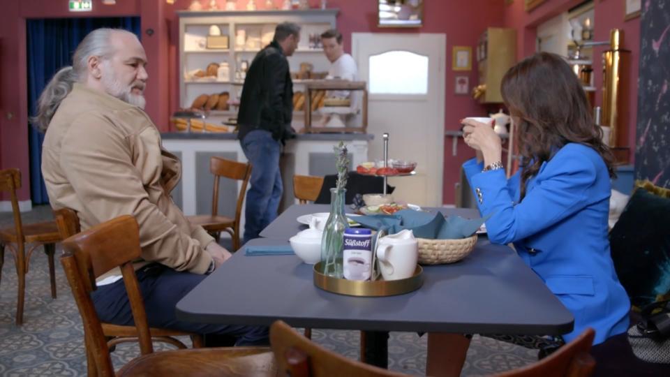 Die „Unter uns“-Wochenvorschau (Teil 1) Robert hat ein Problem mit Britta