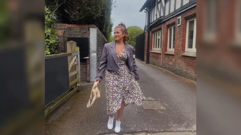 Sommertrend 2022 Wickelkleider schmeicheln jeder Figur!
