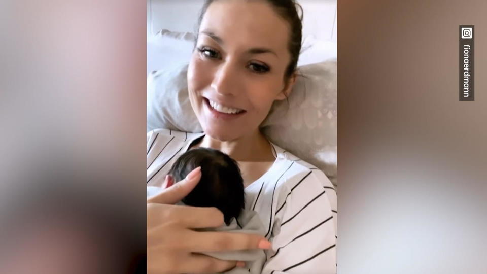 Nach Notkaiserschnitt ihrer Tochter Fiona Erdmann: "Ich komme nicht auf diese Haarpracht klar!"
