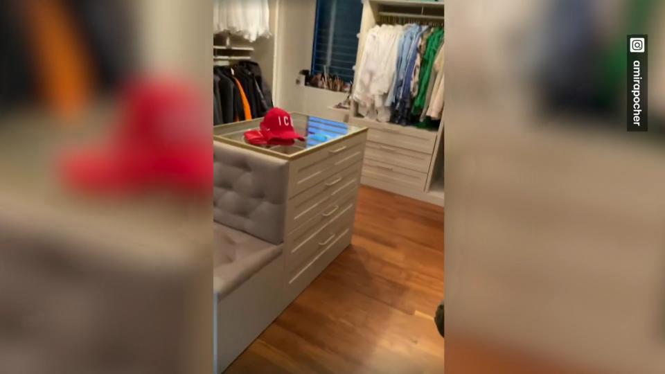 Wäsche kommt mit dem Aufzug Amira Pocher zeigt XXL-Kleiderschrank