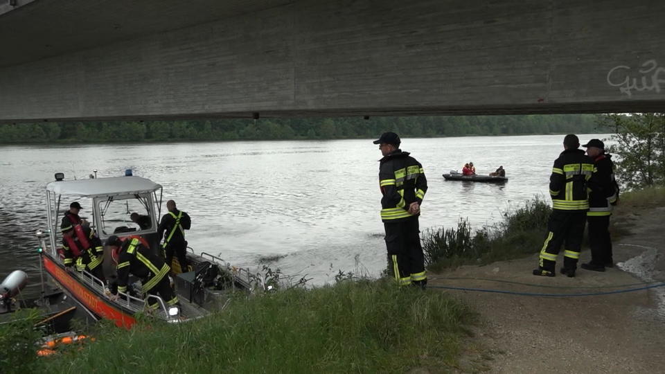In Plastiktüte eingewickelt Kinderleiche in Donau entdeckt