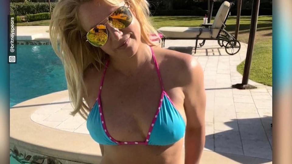 "Ich bin wie geschockt!!!" Verheiratete Britney is back! - mit viel nackter Haut!