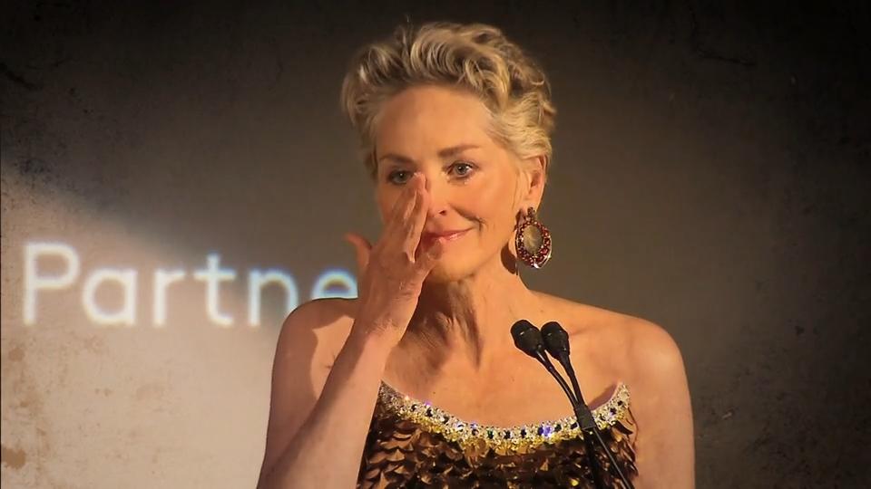 An Endometriose erkrankt Sharon Stone offenbart neun Fehlgeburten durchlebt zu haben