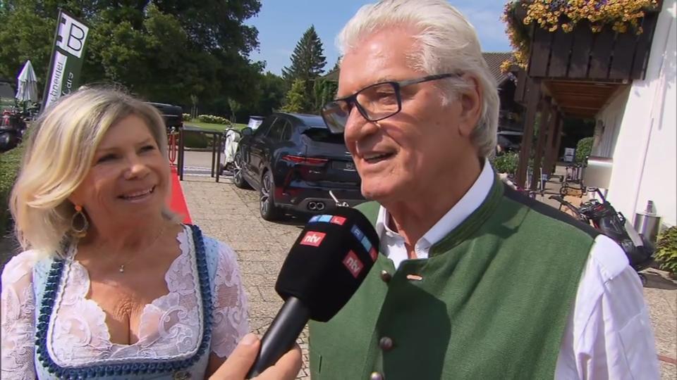 Wiedersehen auf dem roten Teppich Nach Schlaganfall: Michael Hartl meldet sich zurück
