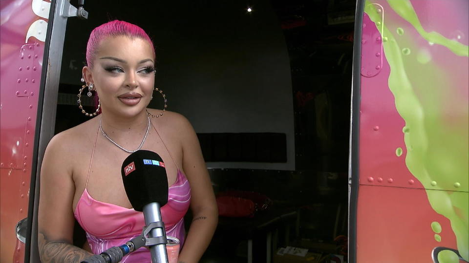 Exklusives Interview Katja Krasavice vom Mobbing-Opfer zum Teenie-Idol