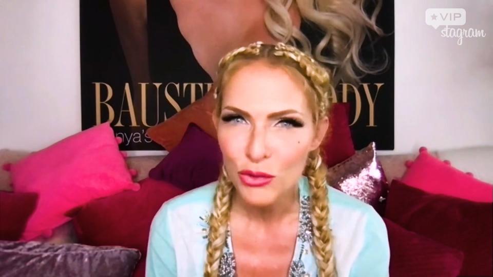 Im VIPstagram Sonya Kraus spricht über ihren Brustkrebs