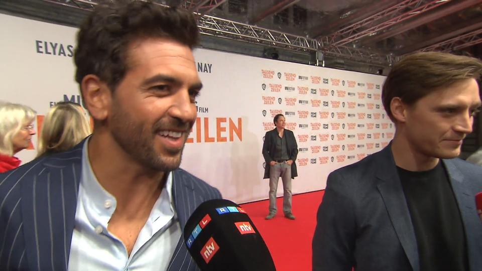 Unter der Haube Hier zeigt uns Elyas M'Barek seinen Ehering
