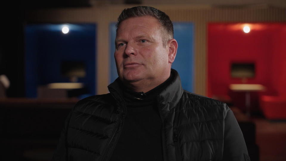 Lügt Adeline vor Gericht? Ex-Wendler-Manager: Michael führt seine Tochter vor