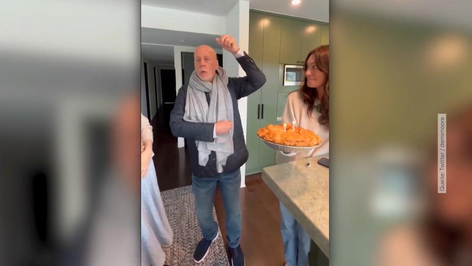 Rührende Bilder Bruce Willis feiert 68. Geburtstag