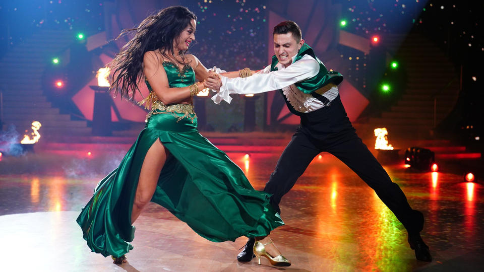 Liebespaar auf dem "Let's Dance"-Parkett Malika und Zsolt begeistern bei der Profi-Challenge