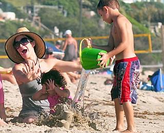 Nadya Suleman Kinder Babys Strand Wasser