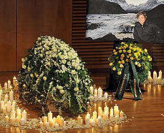Trauerfeier Beerdigung Thomas Fuchsberger