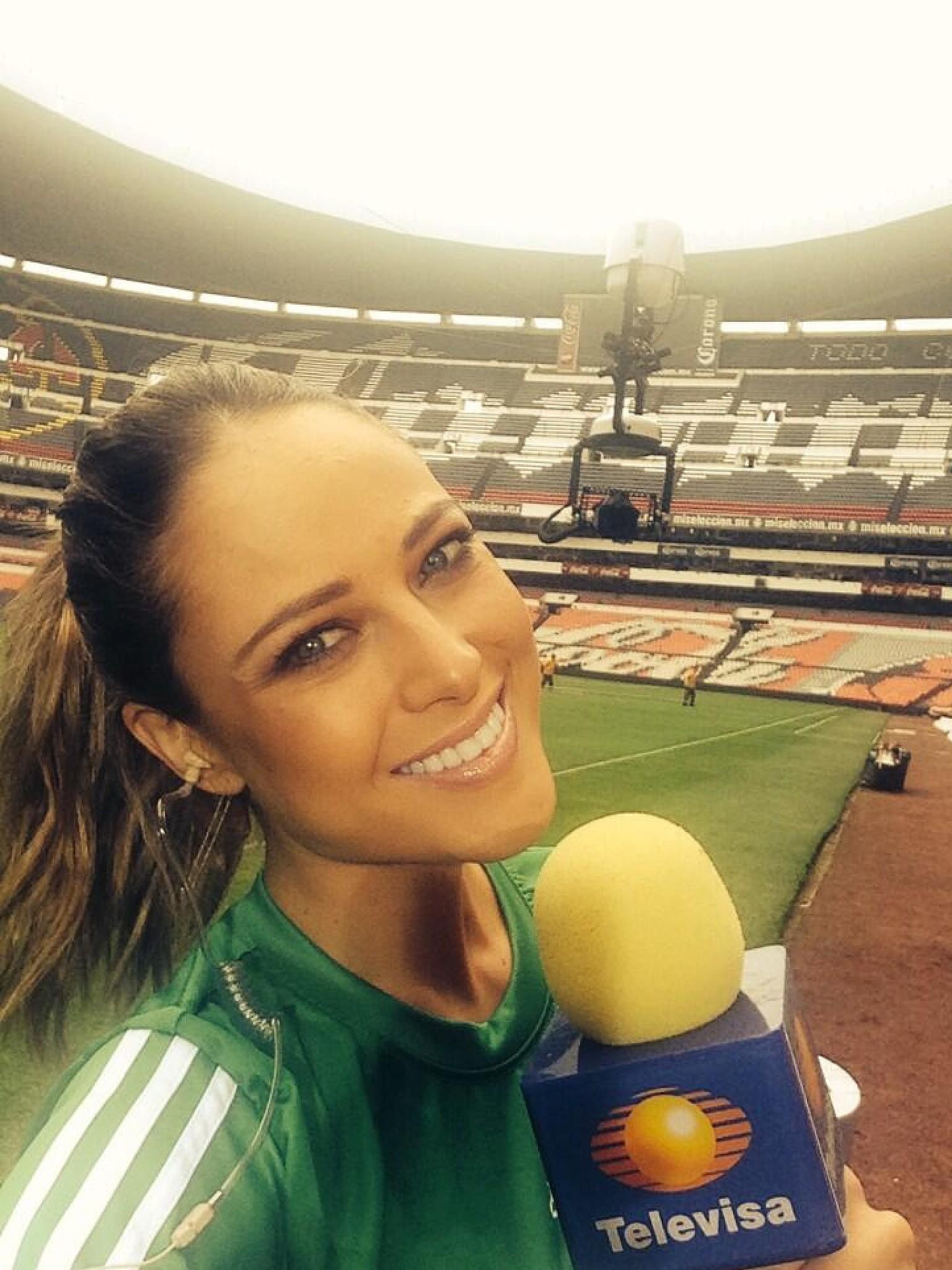 Starnews Vanessa Huppenkothen WM 14