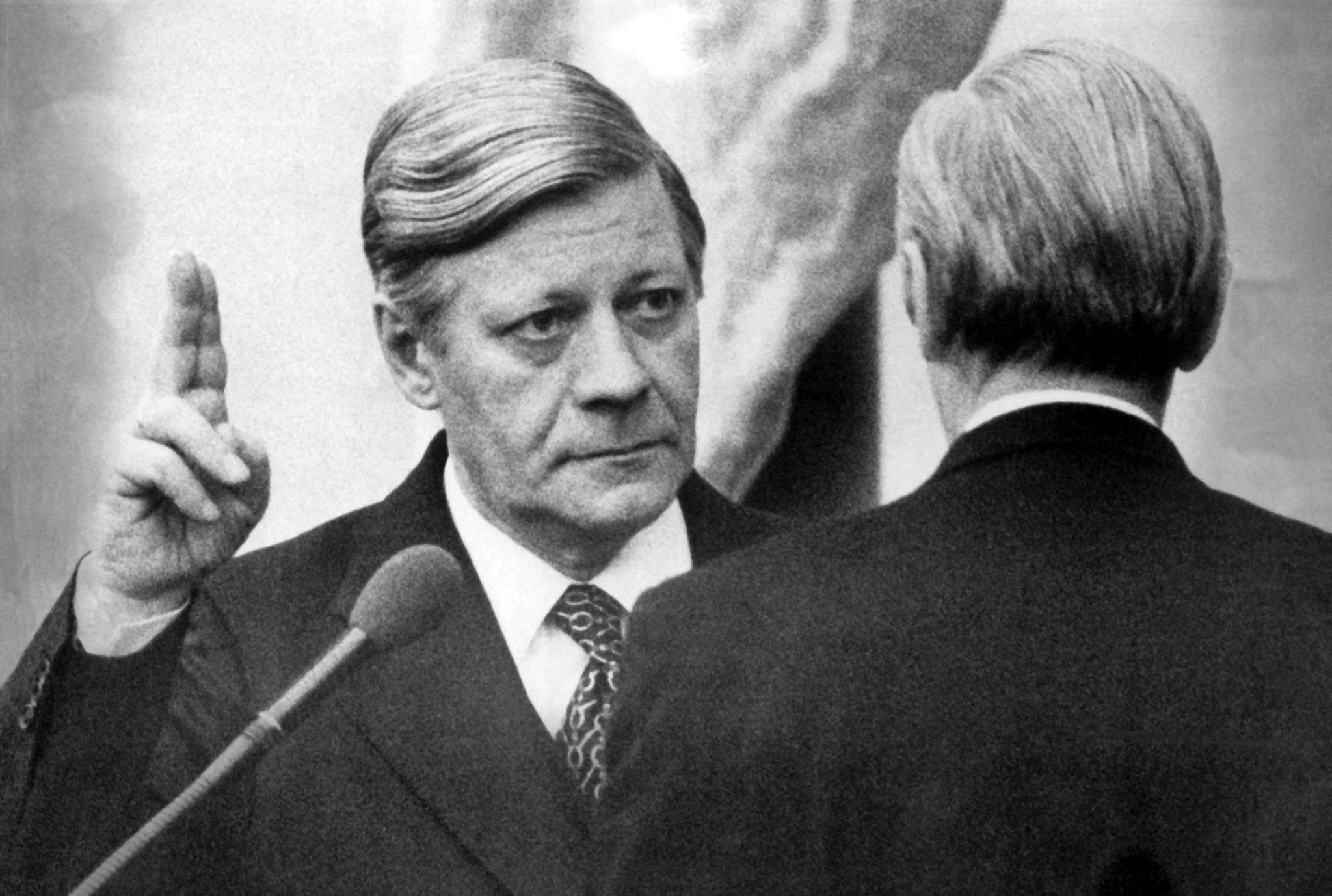 Bildergalerie zum Tod Helmut Schmidt