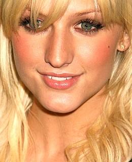 Braut-makeup schminken Beauty hochzeit braut