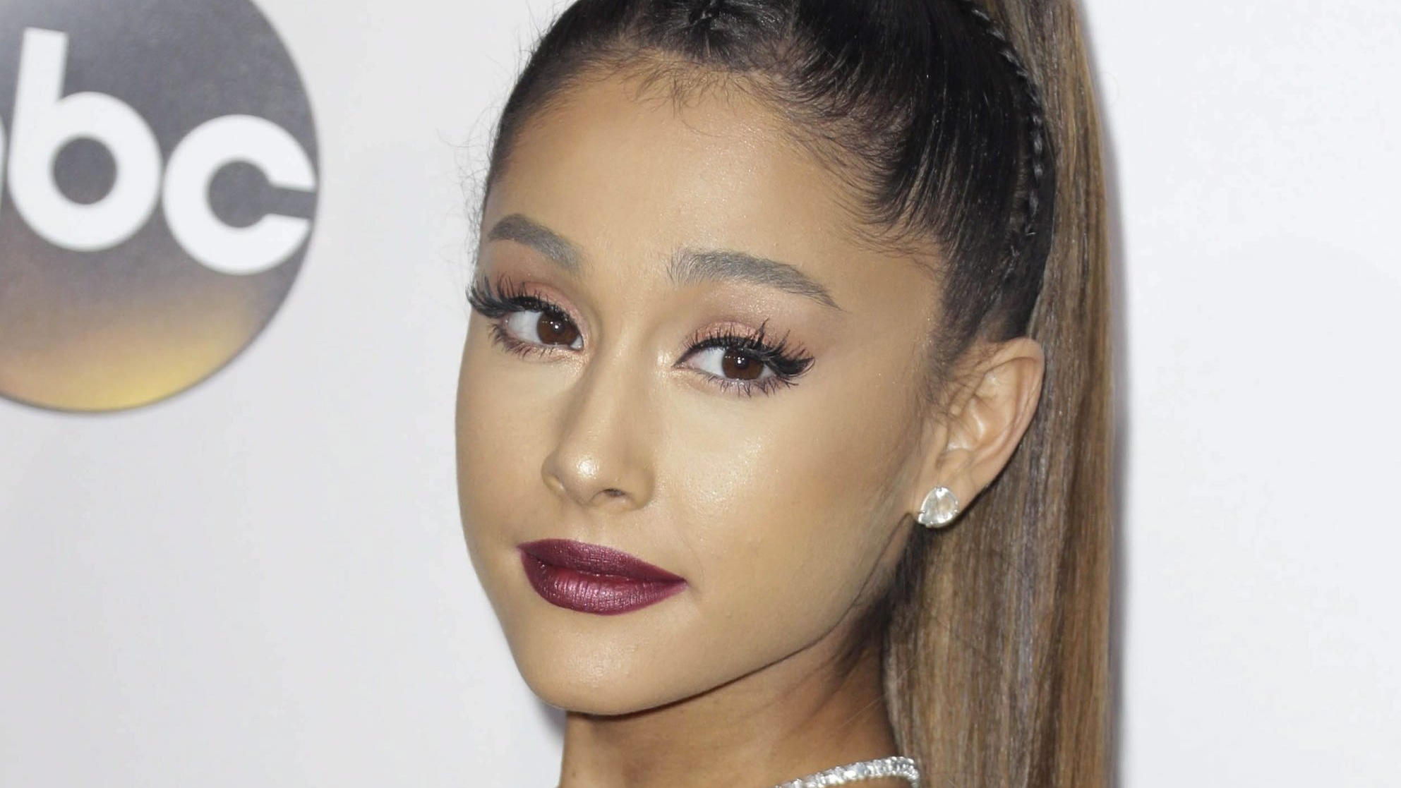 Gudskjelov! 35+ Vanlige fakta om Ariana Grande Ungeschminkt! On october ...