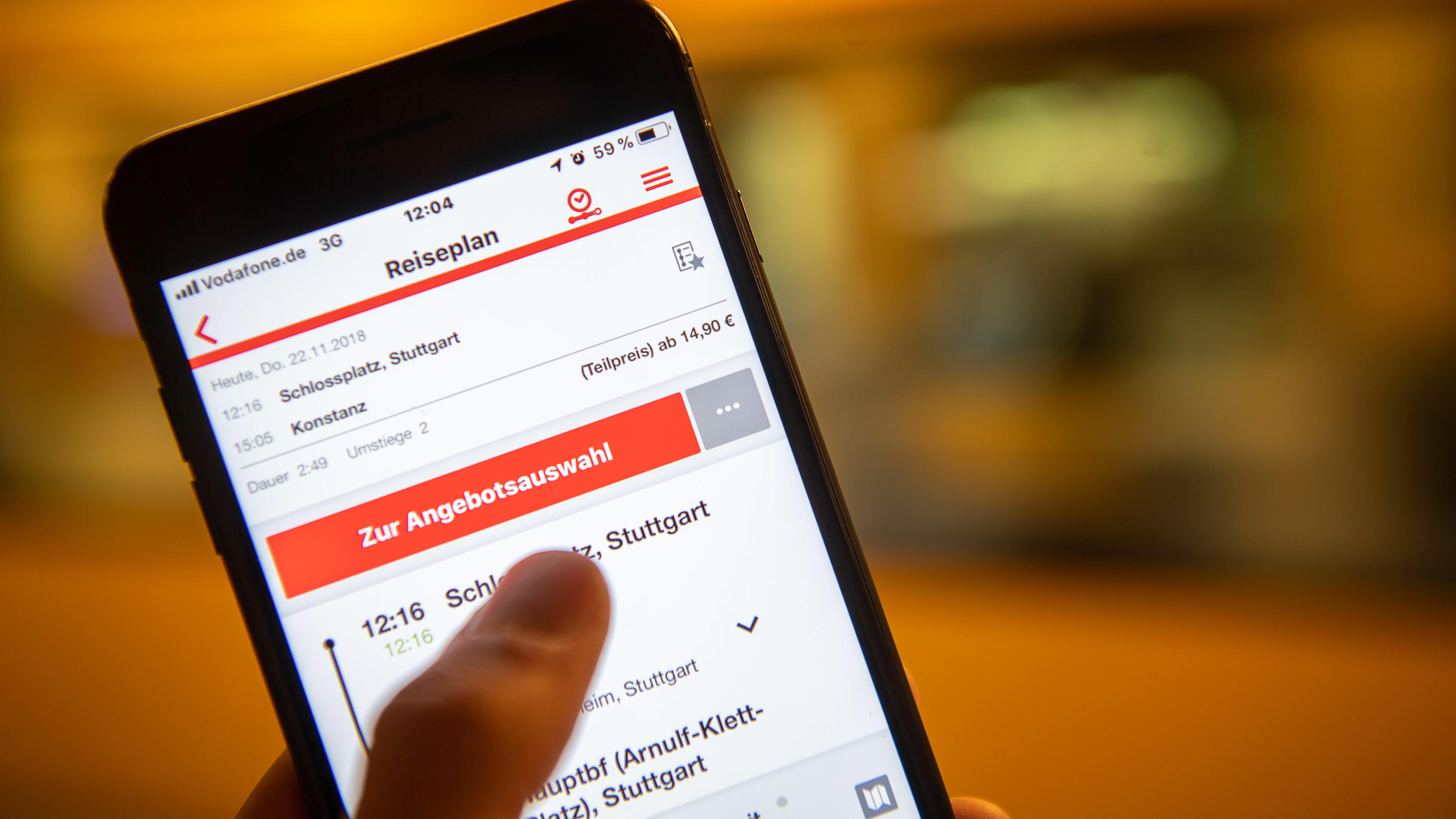 Nach Betrugsfällen Deutsche Bahn schränkt Ticketverkauf ein