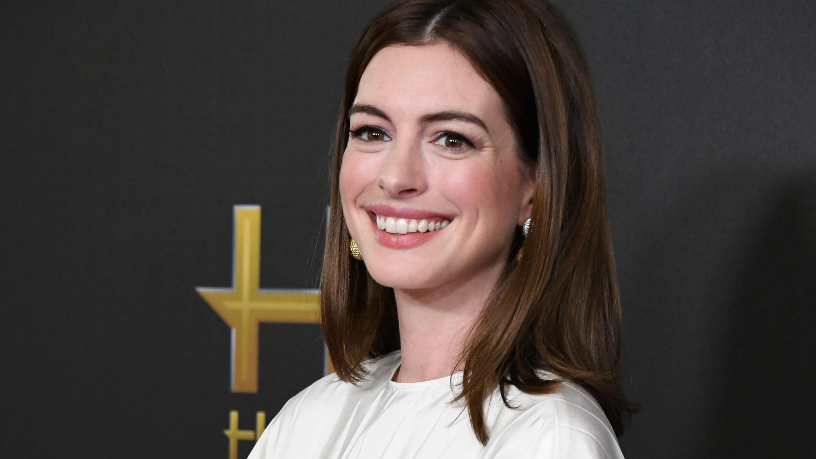 Anne Hathaway Holt Sich Erziehungstipps Von Herzogin Kate Und Prinz William