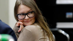 Anna Sorokin sitzt wegen Betrugs in den USA im Knast