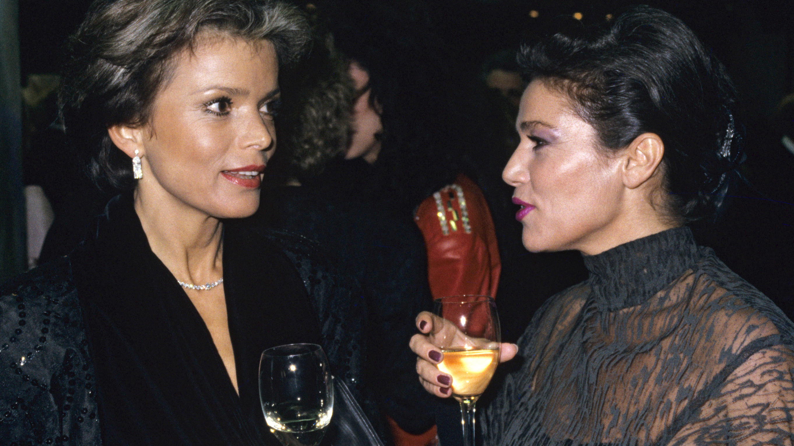 Uschi Glas und Hannelore Elsner während der Bambi-Verleihung 1987