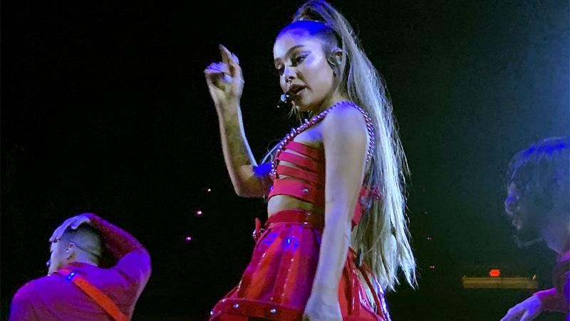 Ariana Grande: Sie 'lebt' im Studio