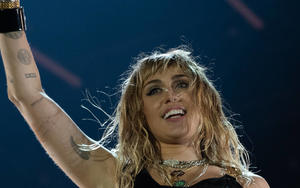 Erklärt Miley Cyrus mit diesem Song ihr Ehe-Aus?