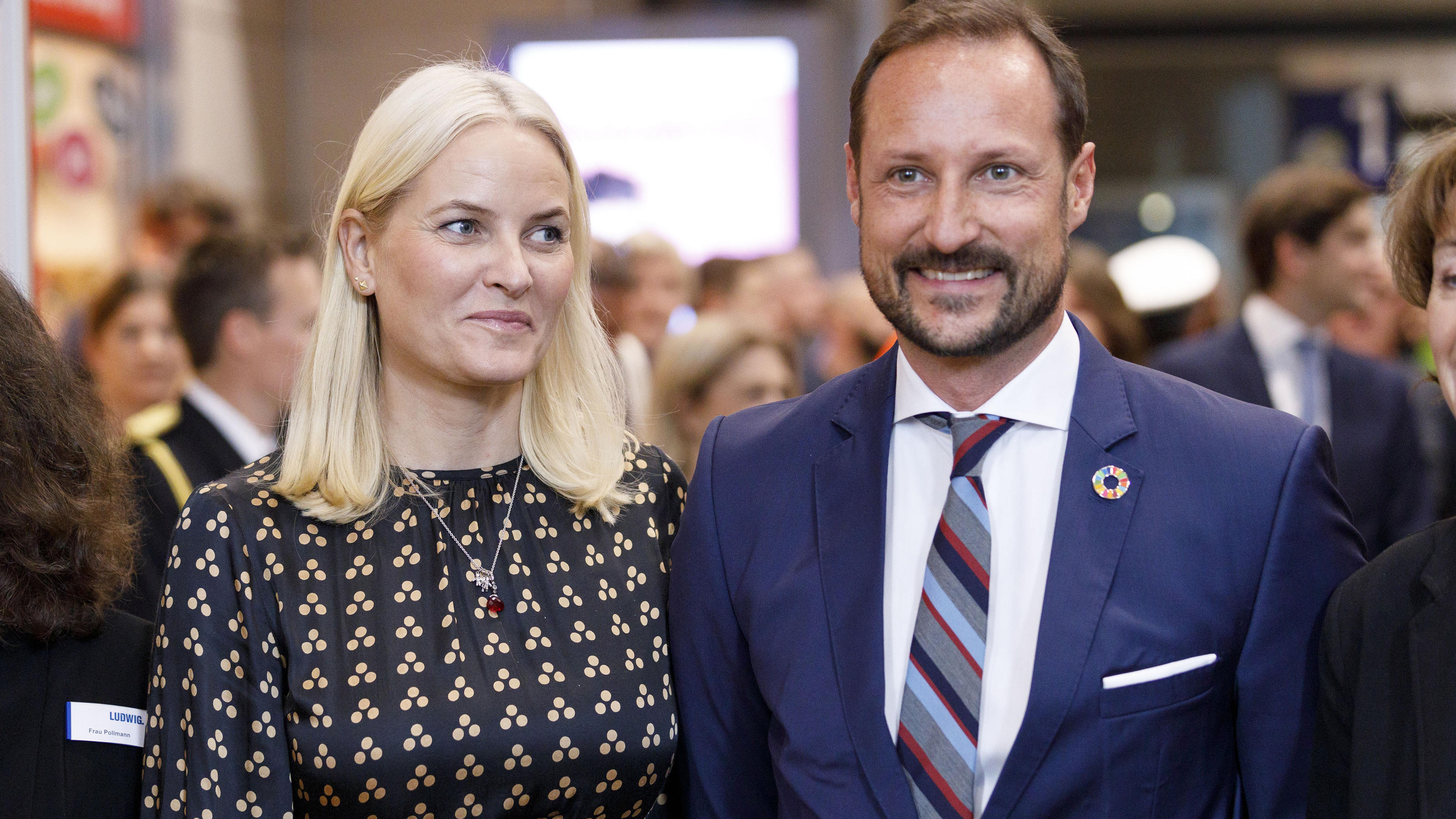 Ein Familien Portrait Der Norwegen Royals Zu Haakons Geburtstag