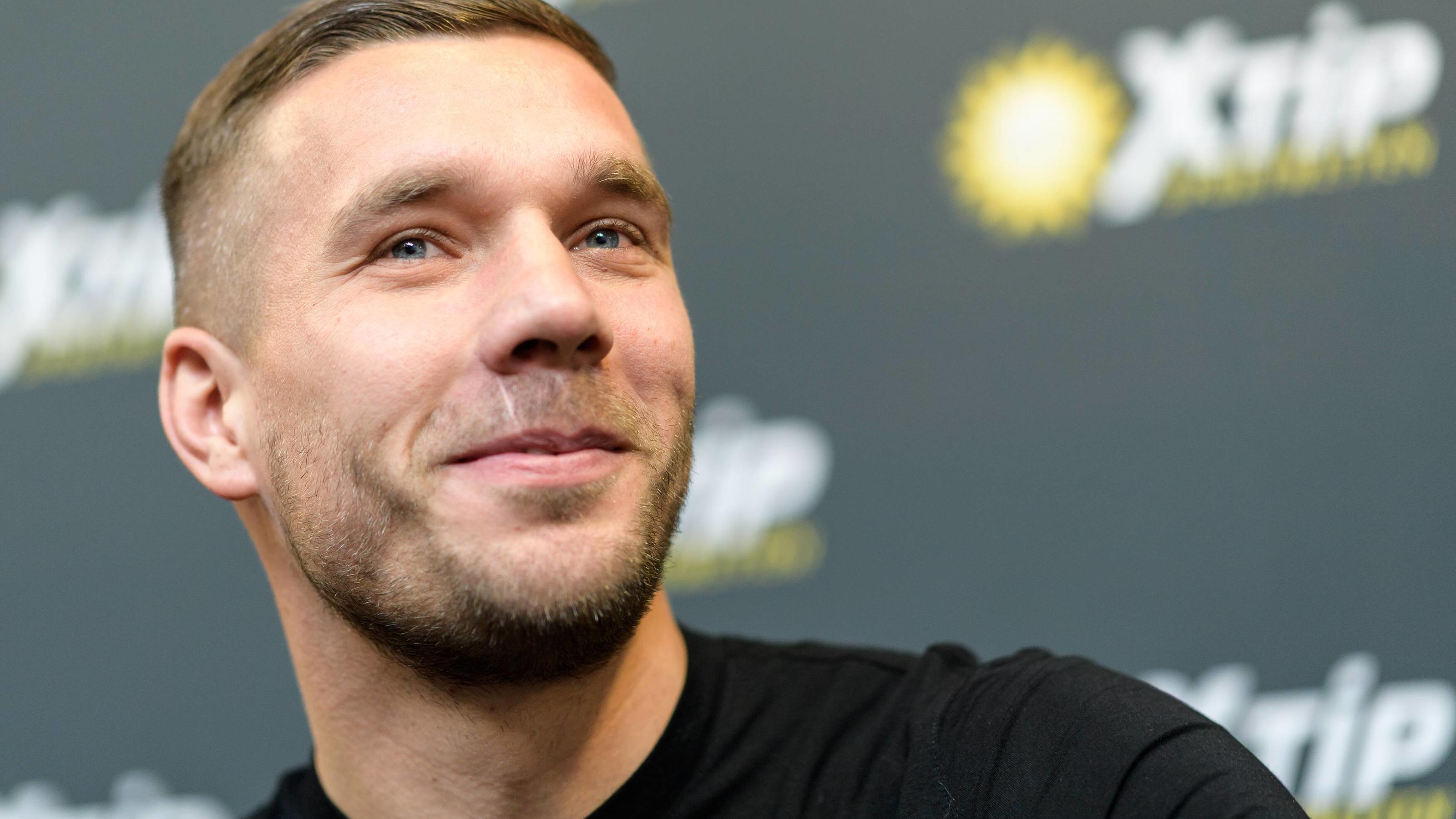 Lukas Podolski wird wieder Papa: "Ich kann es kaum erwarten"