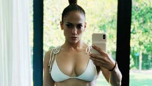 Jennifer Lopez zeigt ihre SEXY Figur