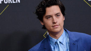Cole Sprouse: Verliebt in Jen Aniston?