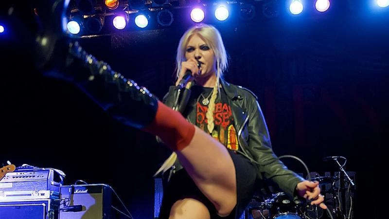 Taylor Momsen erklärt verspätete Erscheinung des neuen The Pretty Reckless-Albums