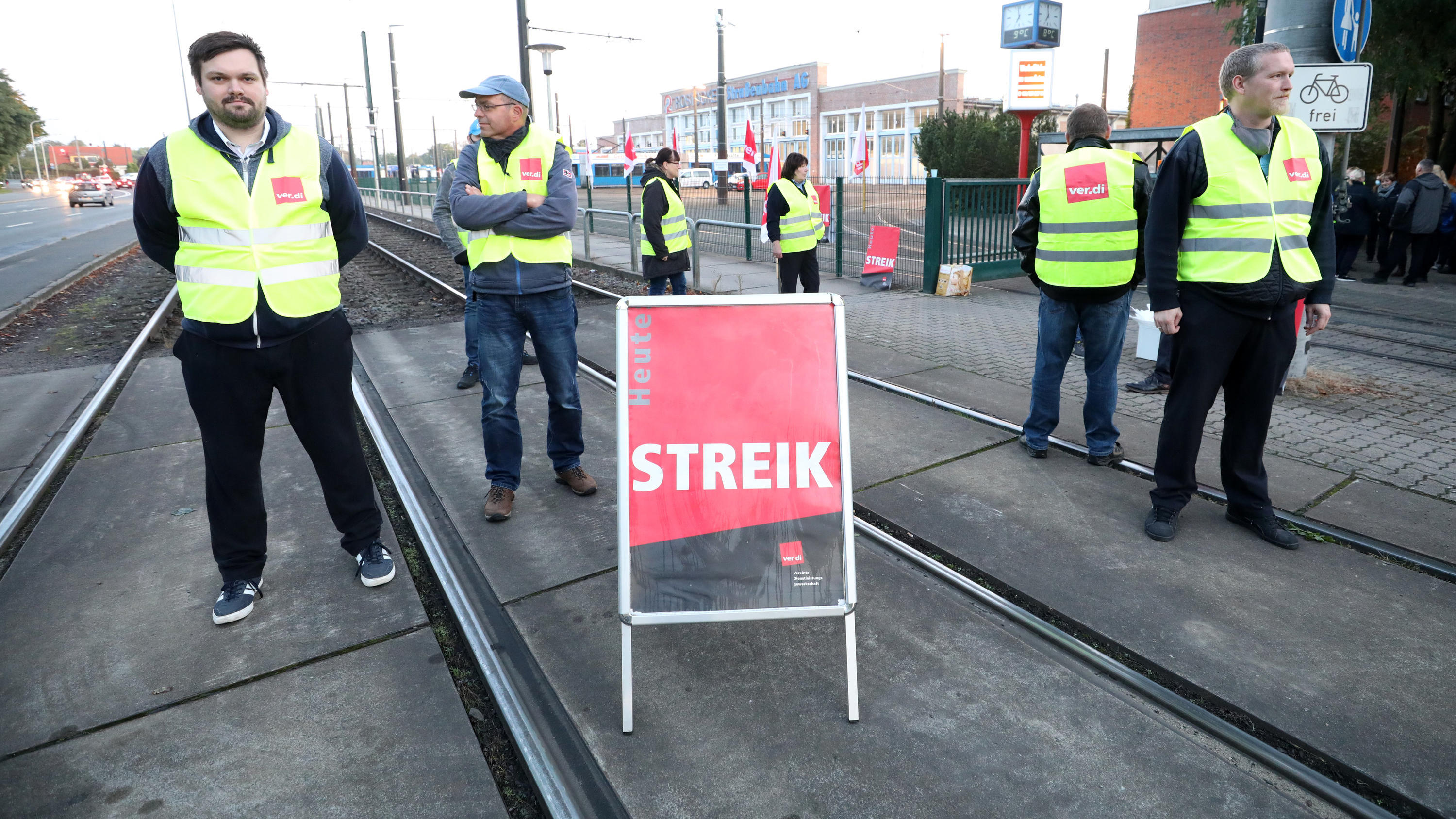 Von wegen Homeoffice während Corona Volle SBahnen und