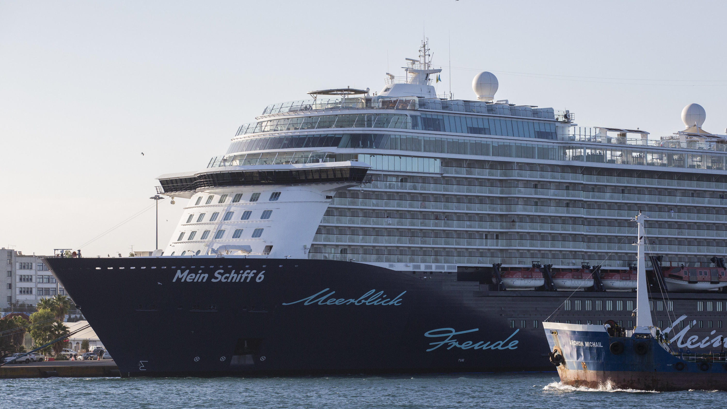 Erste AIDA-Kreuzfahrt nach Corona-Pause startet - trotz ...