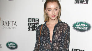 Phoebe Dynevor und Regé-Jean Page: Rein professionelle ...