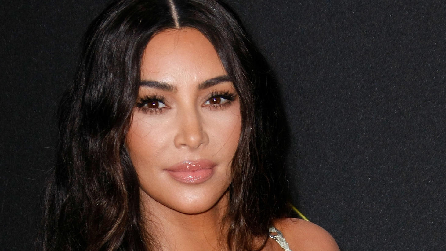 Kim Kardashians Xxl Po Ist Weg Chirurg Etwas Wurde Entfernt 2950