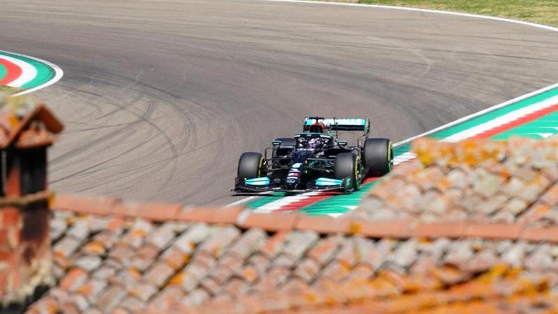 Hamilton schnappt sich Imola-Pole - Schumacher "sehr happy"