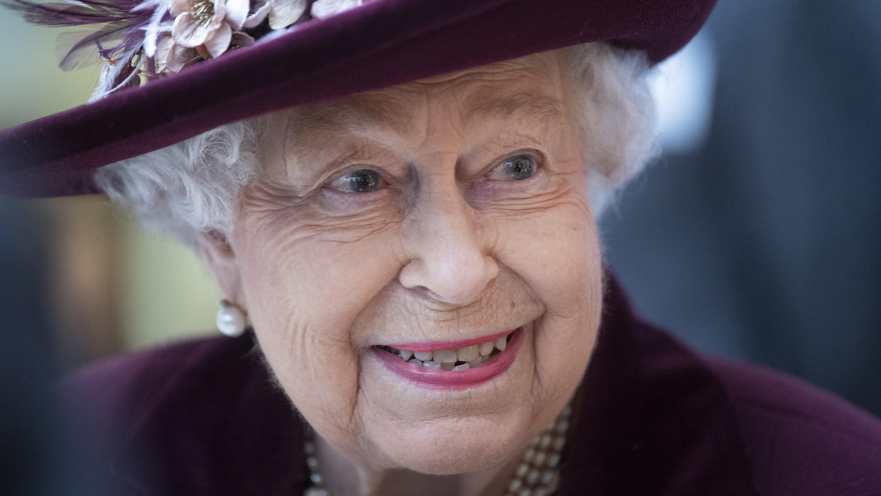 Königin Elizabeth II. schätzt ihre Enkelin Lady Louise sehr.