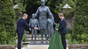 William, Harry & Diana wieder vereint