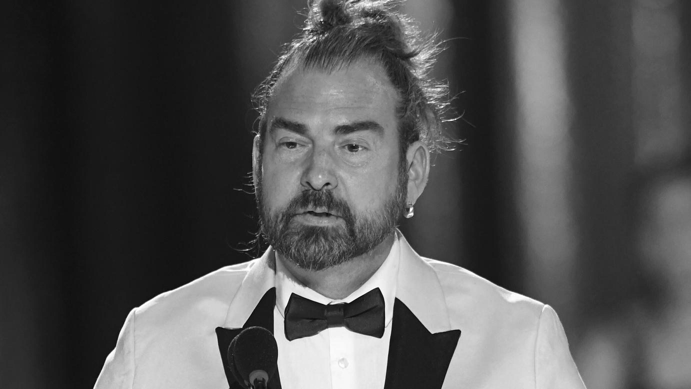 Haarstylist Marc Pilcher, der für die Frisuren bei "Bridgerton" für einen Emmy nominiert war, ist an COVID-19 gestorben.