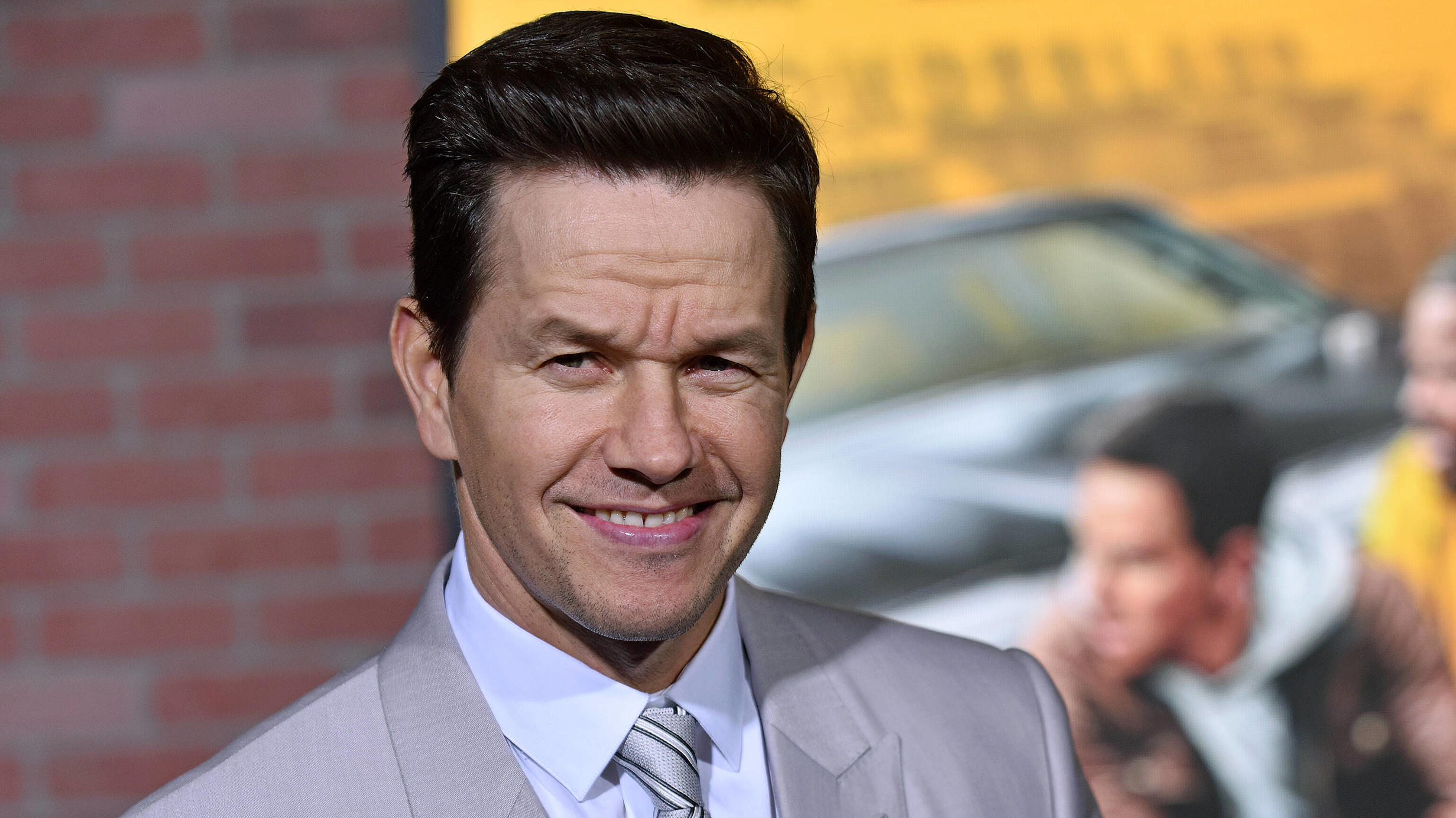  Mark Wahlberg arrives for the world premiere screening of Spenser Confidential at the Regency Village Theatre in Los Angeles, California on Thursday, February 27, 2020. PUBLICATIONxINxGERxSUIxAUTxHUNxONLY LAP20200227802 CHRISxCHEW