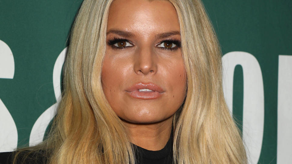 Jessica Simpson Zeigt Knackigen Körper Nach Mega Abnehmerfolg In Enger Jeans 5344