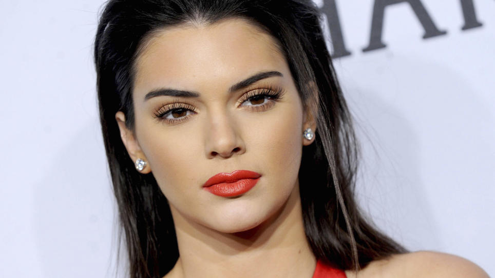 Kendall Jenner Zeigt Sich Komplett Nackt Auf Instagram Ist Das Nicht Verboten