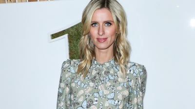 Nicky Hilton teilt erstes Foto mit allen drei Kids