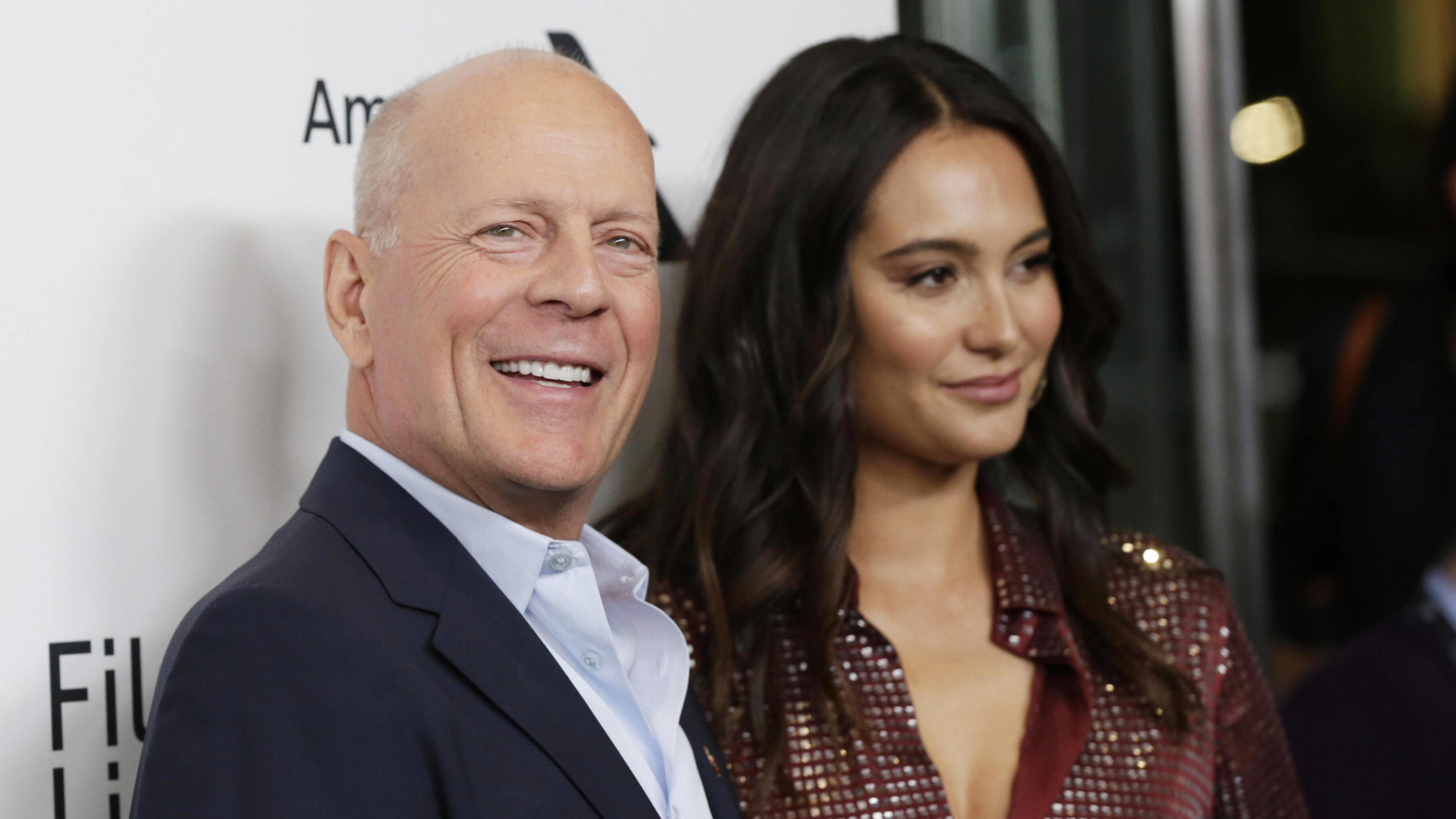  Bruce Willis and wife Emma Heming Willis arrive on the red carpet at the Motherless Brooklyn premiere during the 57th New York Film Festival in New York City on Friday, October 11, 2019. PUBLICATIONxINxGERxSUIxAUTxHUNxONLY NYP20191011129 JOHNxANGELI